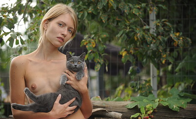 Model Jenny in Presenting Jenny